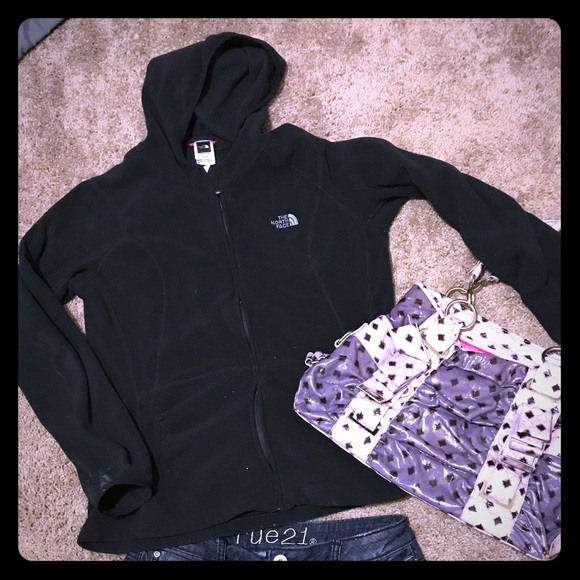 The North Face Jackets & Blazers - North face jacket W/thumbholes